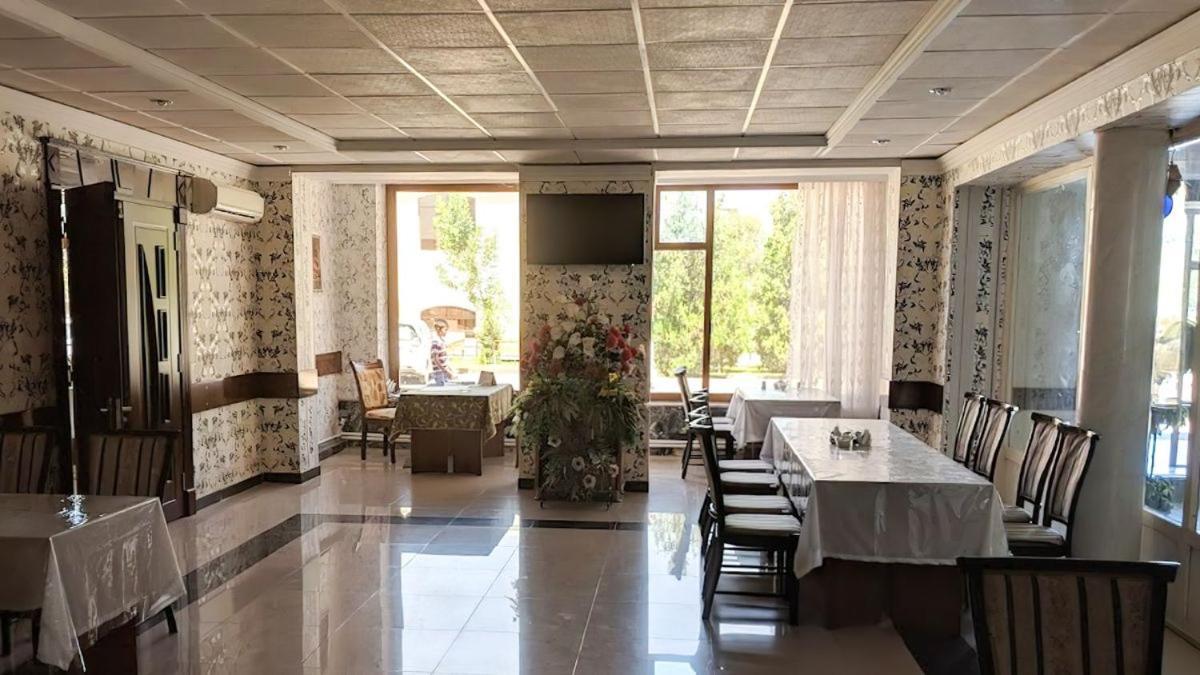 Reikartz Urgench Hotel Kültér fotó
