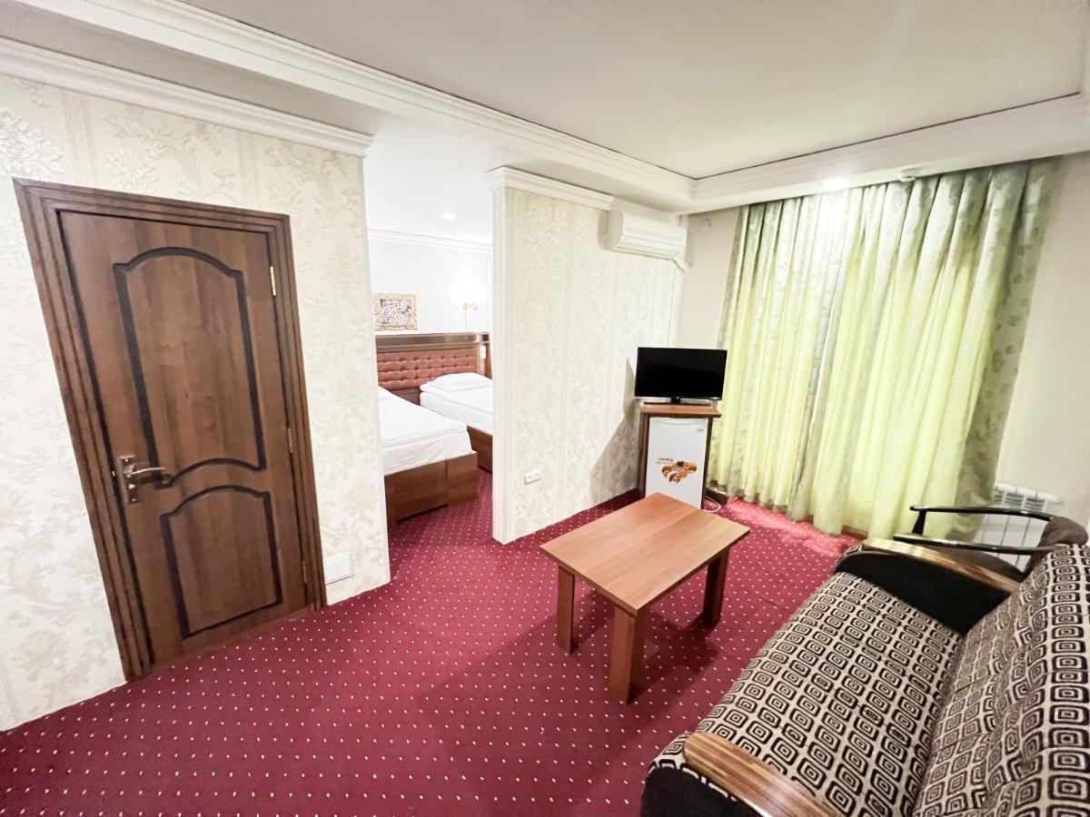 Reikartz Urgench Hotel Kültér fotó